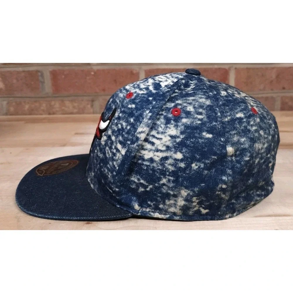 Chicago Bulls NBA Mitchell & Ness‎ Dynasty HI Crown Fitted Mens Hat 7 1/2
